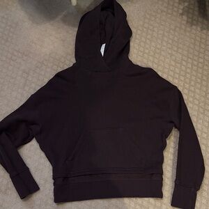Lululemon Dark Purple/Magenta Hoodie with Front Pocket. Cropped. Sz 4